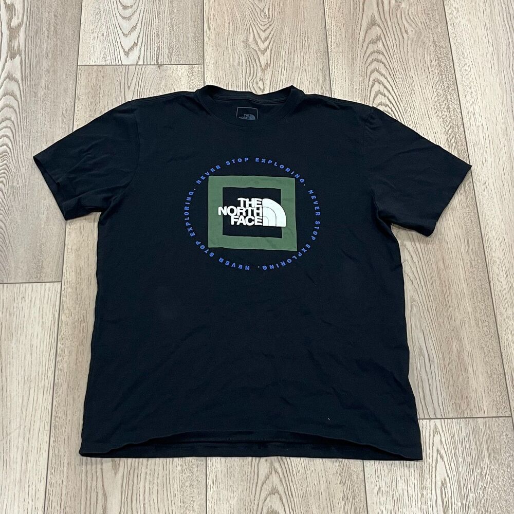 Men's The North Face Medium T-Shirt Black Center Graphic